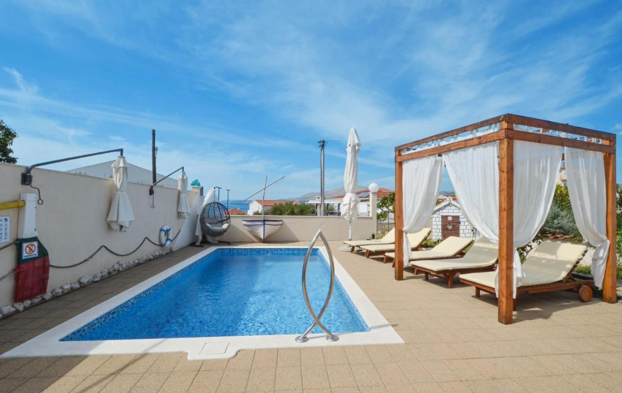 Apartments Santo Trogir - Okrug Gornji Dış mekan fotoğraf