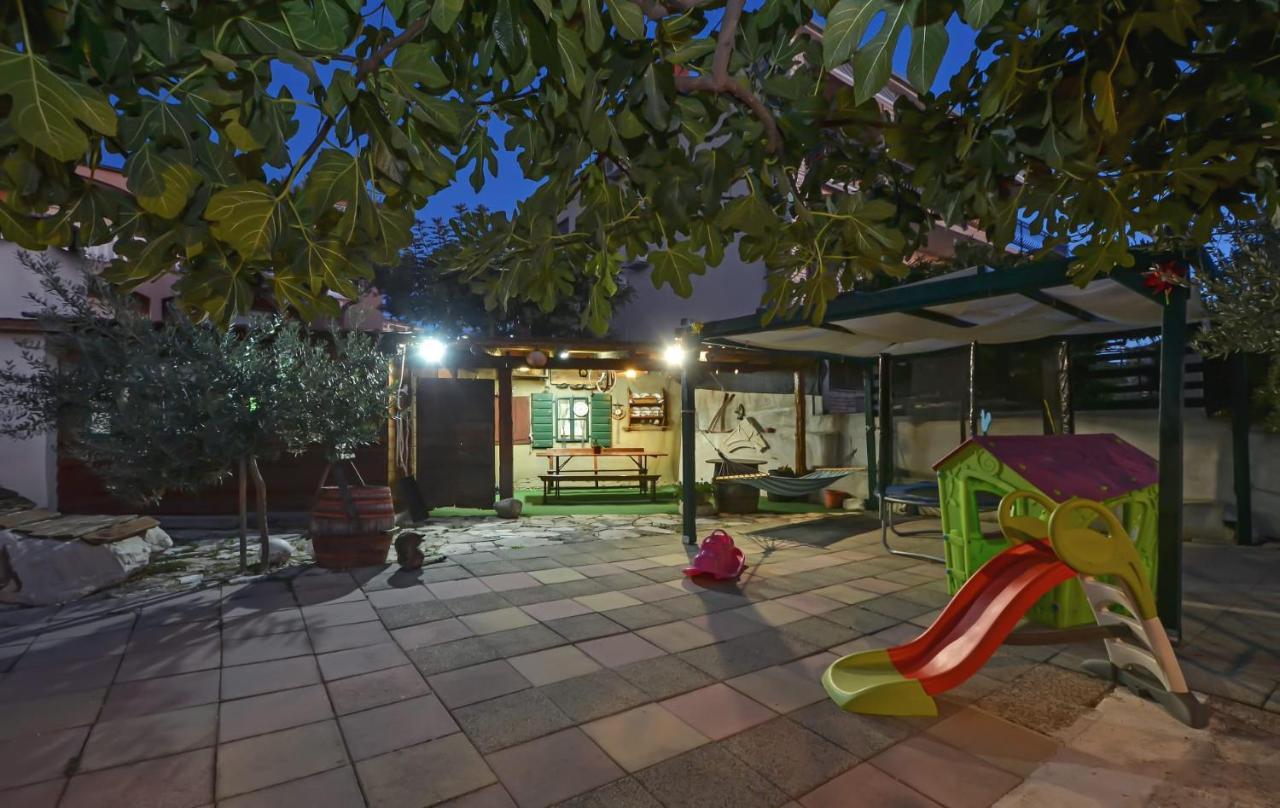 Apartments Santo Trogir - Okrug Gornji Dış mekan fotoğraf