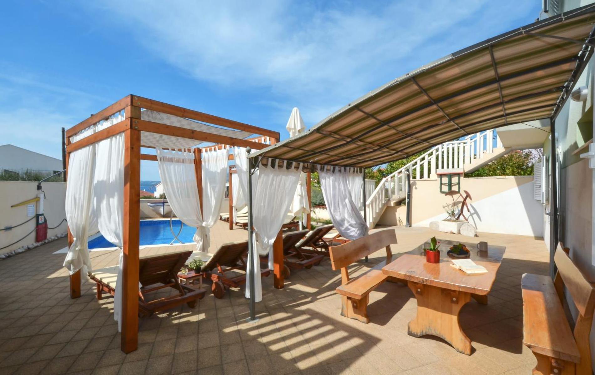 Apartments Santo Trogir - Okrug Gornji Dış mekan fotoğraf
