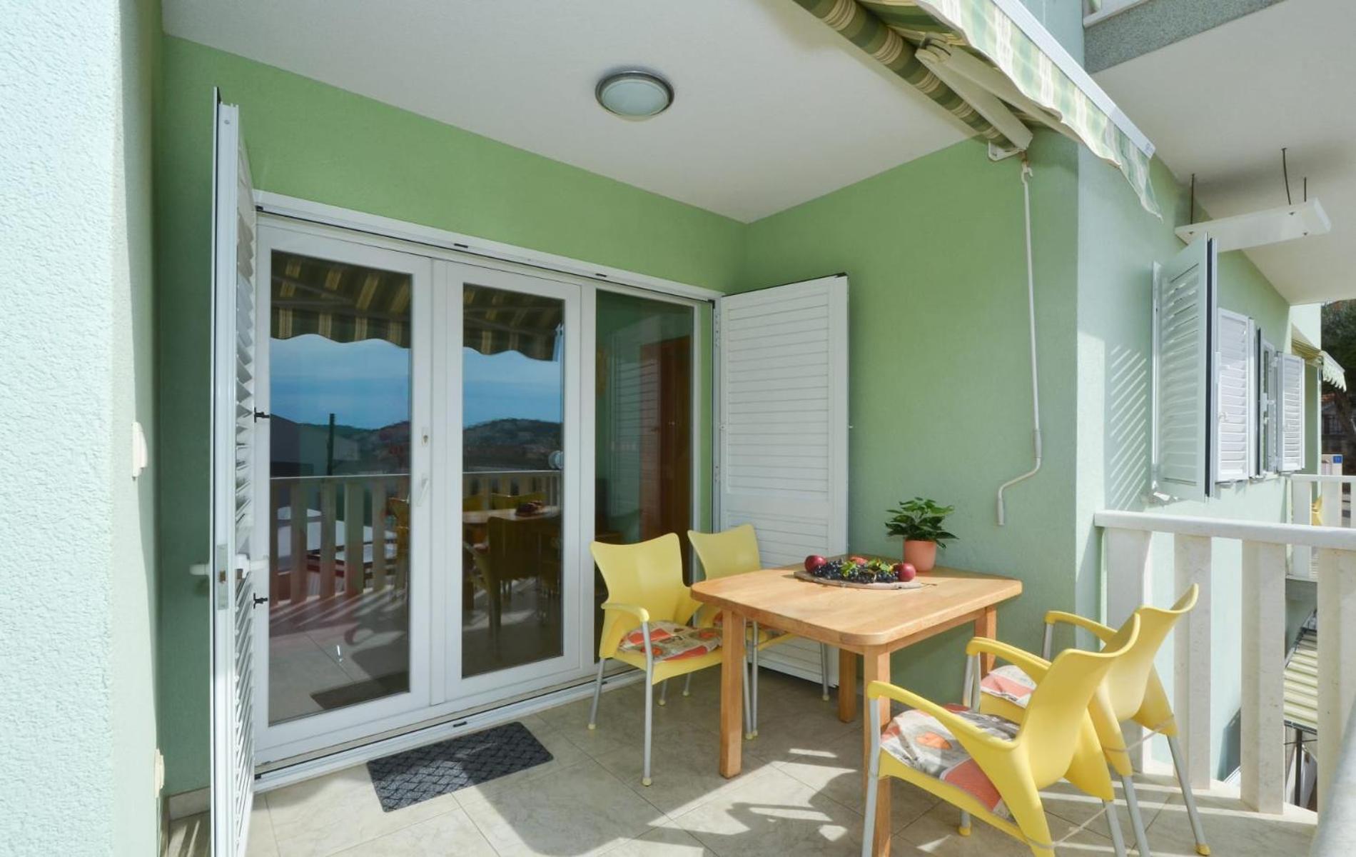 Apartments Santo Trogir - Okrug Gornji Dış mekan fotoğraf